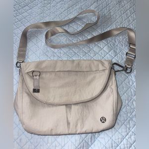Lululemon All Night Festival Bag in Gray/Silver